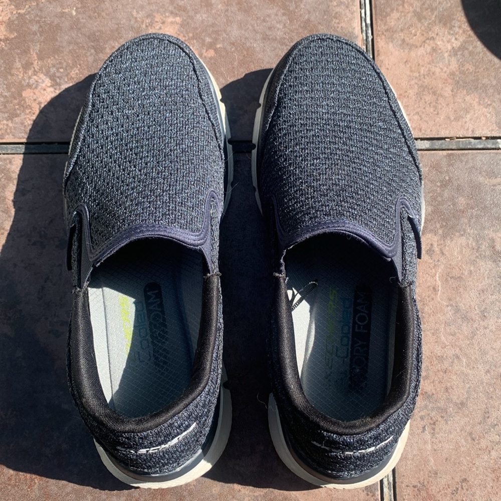 Skechers Navy Textile Men’s Sz 7 Comforter Fit Slip On